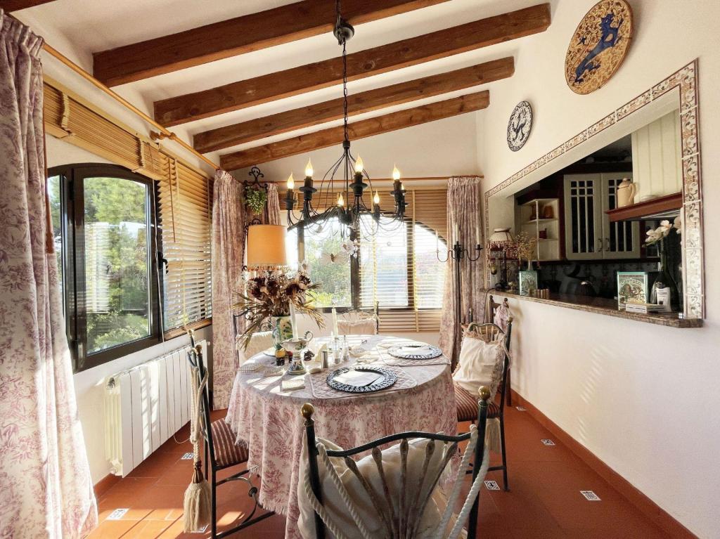 5 bed casa / chalet in Calpe