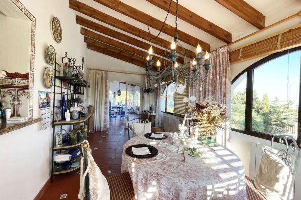 5 bed casa / chalet in Calpe