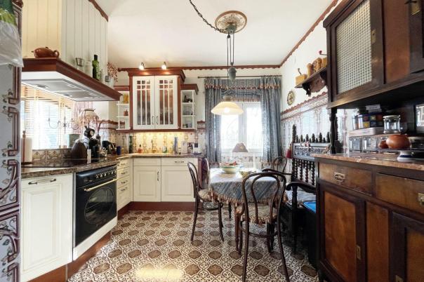 5 bed casa / chalet in Calpe