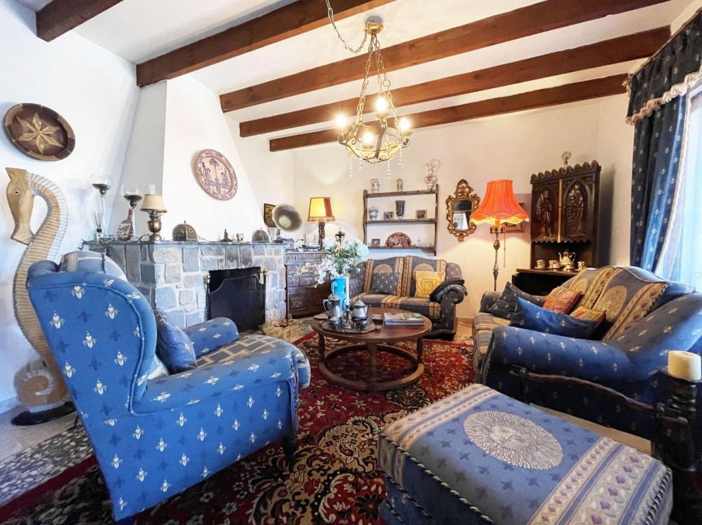 5 bed casa / chalet in Calpe