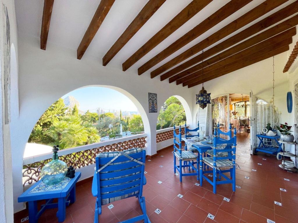 5 bed casa / chalet in Calpe