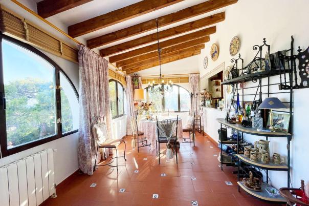 5 bed casa / chalet in Calpe