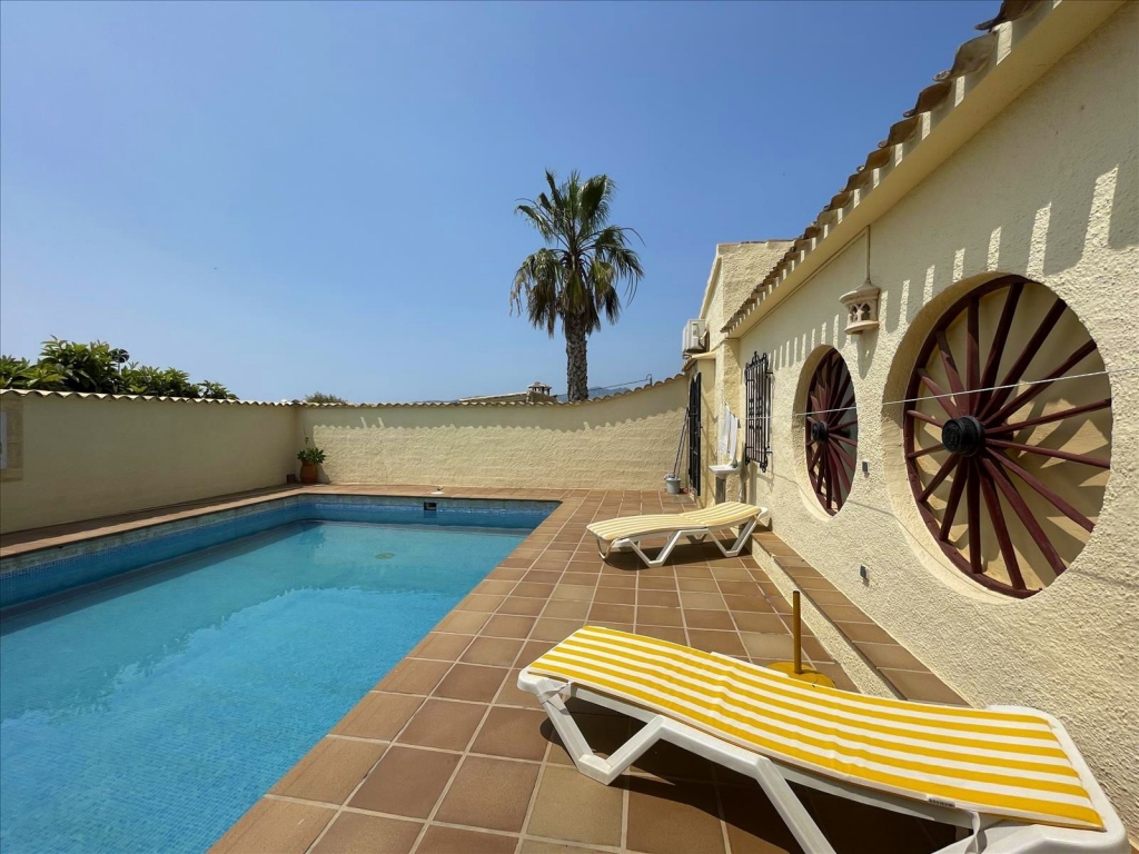 4 bed casa / chalet in Benissa