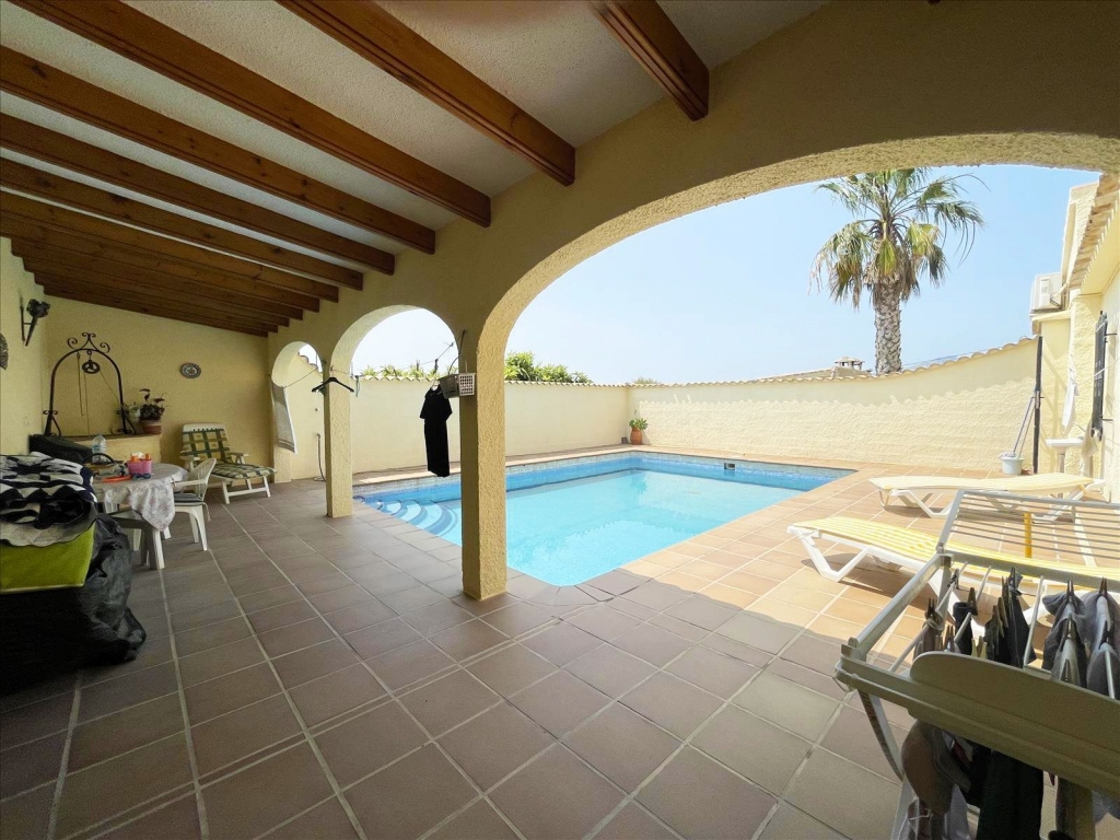 4 bed casa / chalet in Benissa