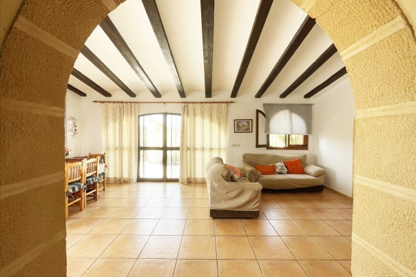 4 bed casa / chalet in Benissa
