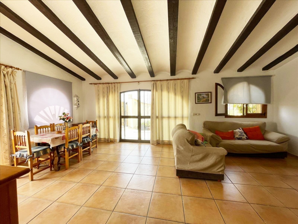 4 bed casa / chalet in Benissa