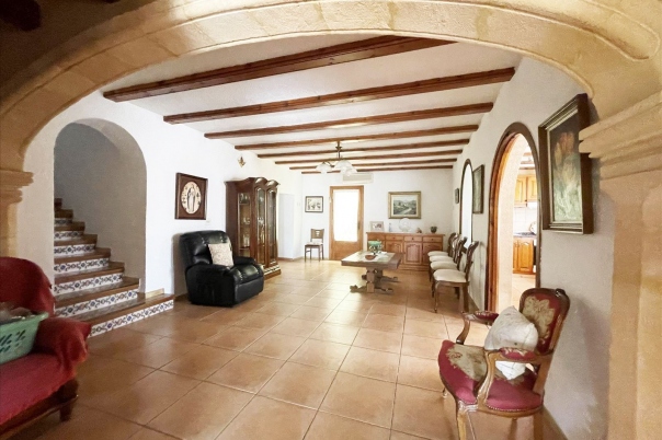 4 bed casa / chalet in Benissa