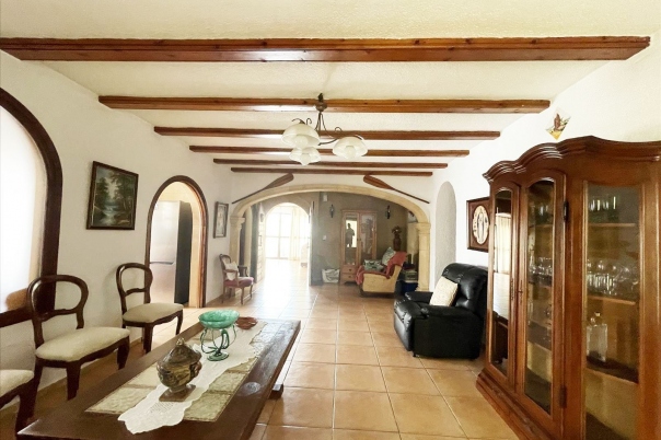 4 bed casa / chalet in Benissa