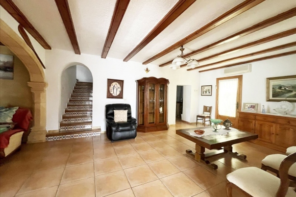 4 bed casa / chalet in Benissa
