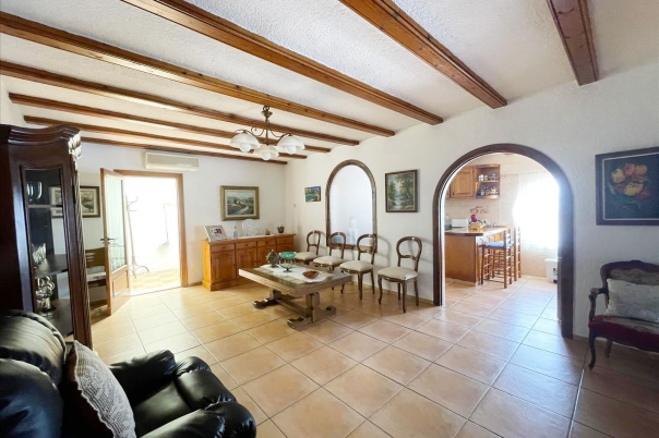 4 bed casa / chalet in Benissa
