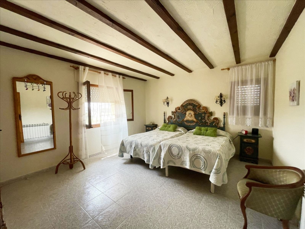 4 bed casa / chalet in Benissa