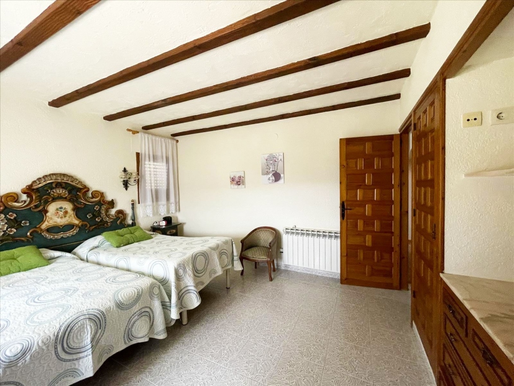 4 bed casa / chalet in Benissa