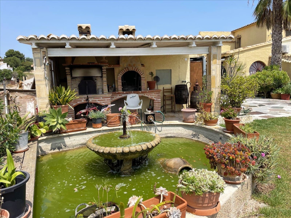 4 bed casa / chalet in Benissa