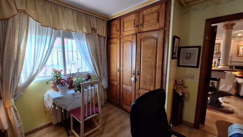 5 bed semi-detached in Nucia (la)