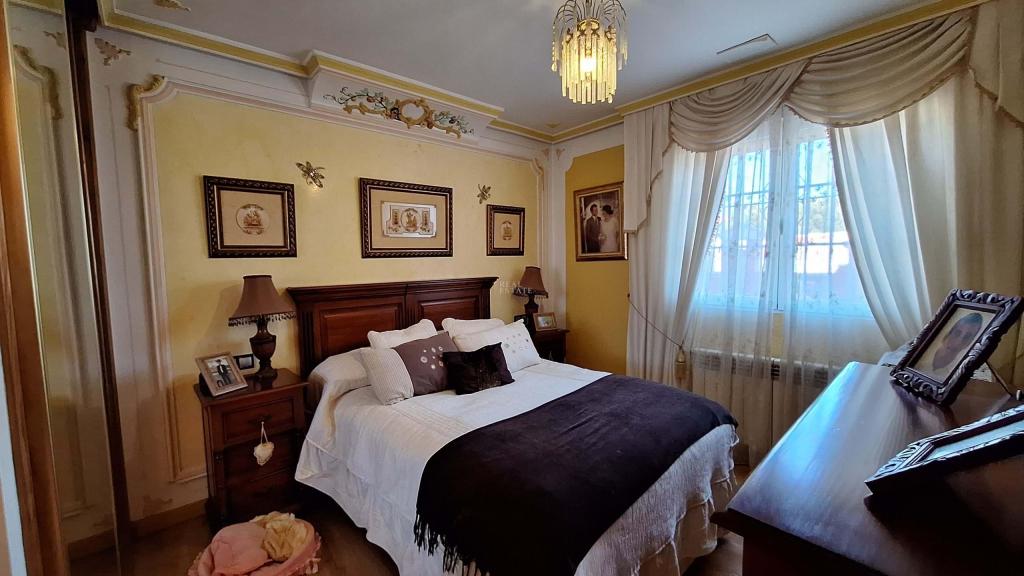 5 bed semi-detached in Nucia (la)