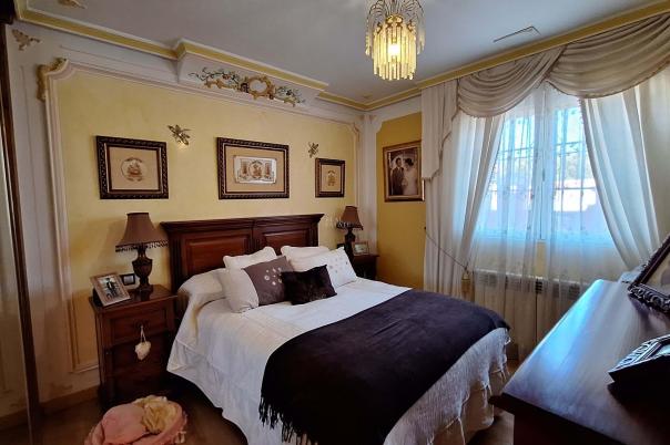 5 bed semi-detached in Nucia (la)
