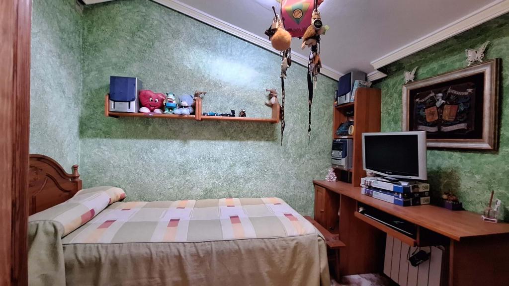 5 bed semi-detached in Nucia (la)