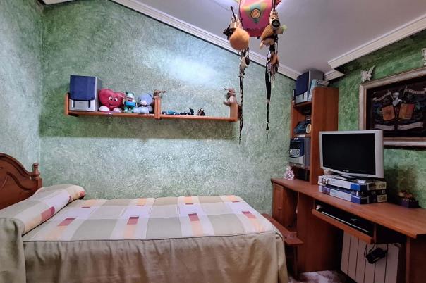 5 bed semi-detached in Nucia (la)