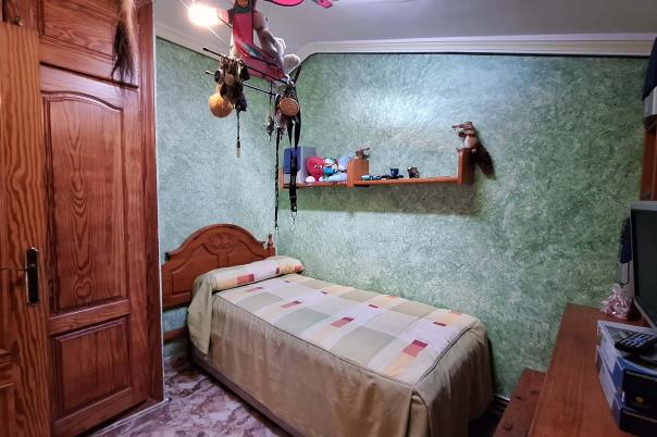5 bed semi-detached in Nucia (la)