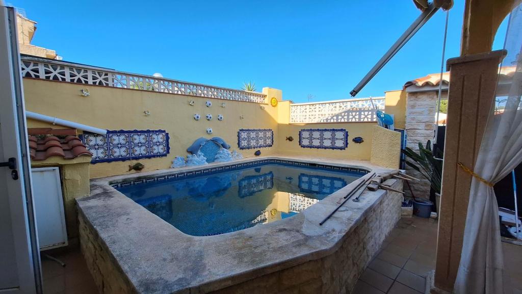 5 bed semi-detached in Nucia (la)