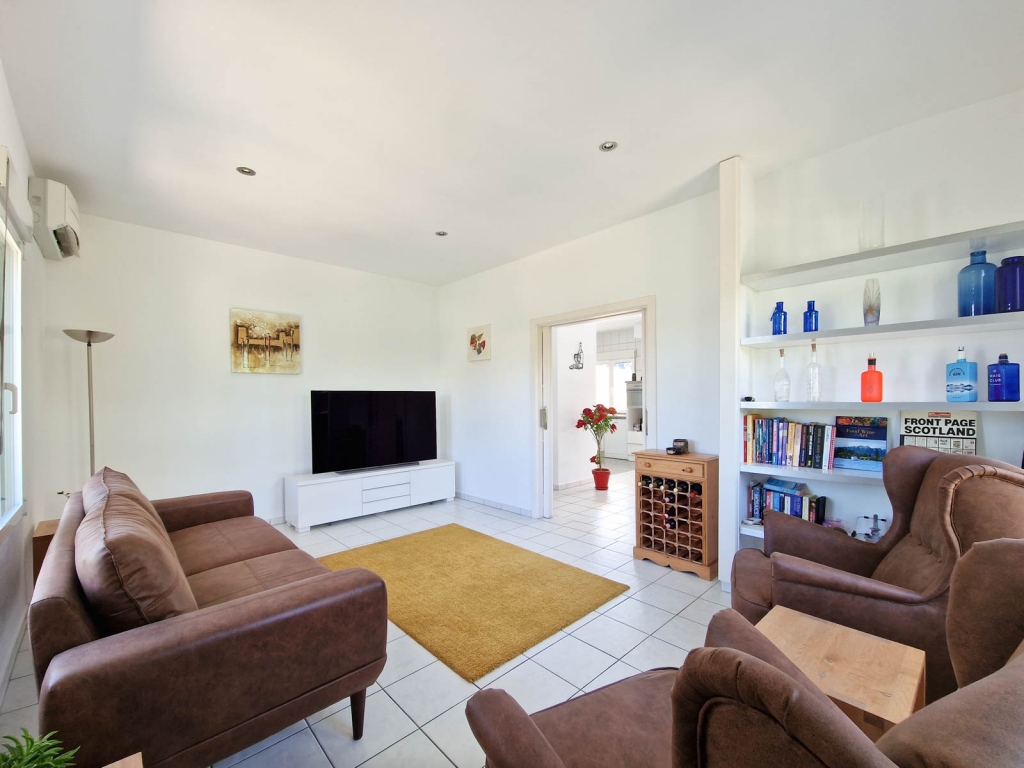 5 bed villa in Moraira