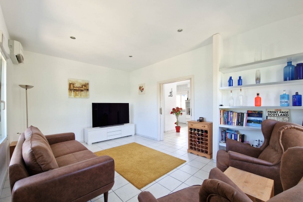 5 bed villa in Moraira