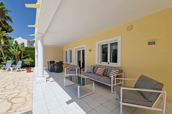5 bed villa in Moraira
