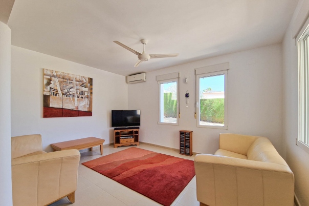 5 bed villa in Moraira