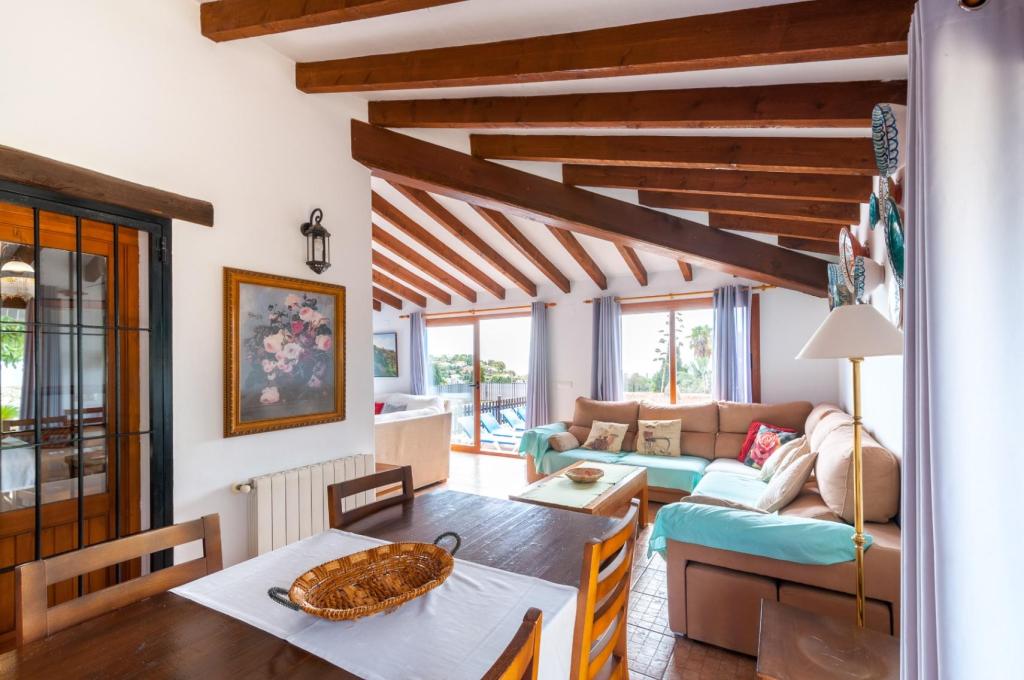 9 bed finca in Benissa