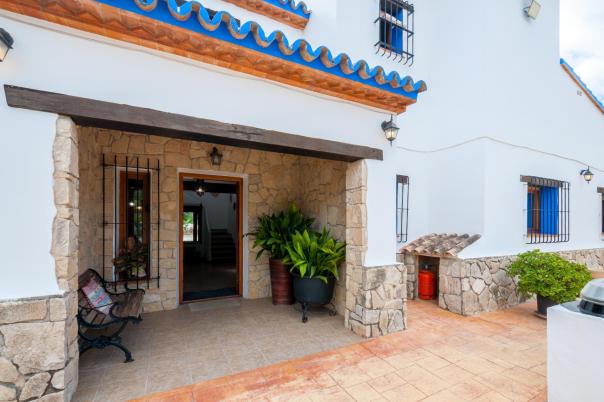 9 bed finca in Benissa