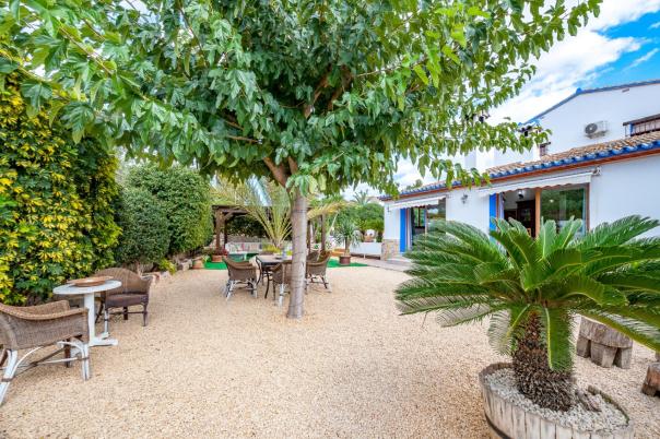 9 bed finca in Benissa