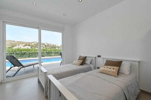 5 bed villa in Moraira