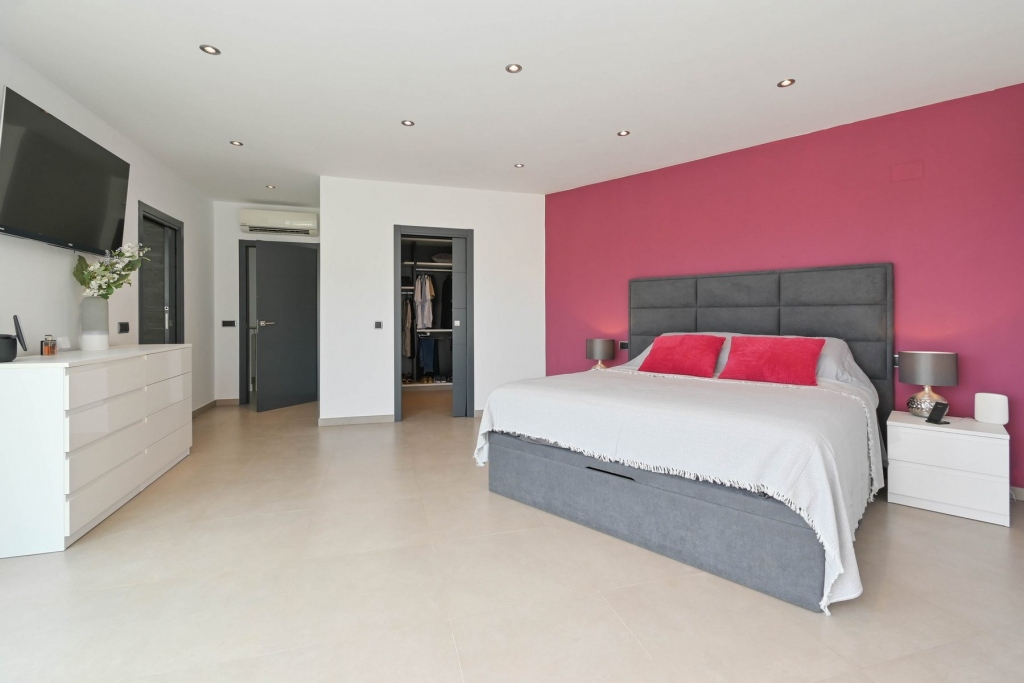 5 bed villa in Moraira