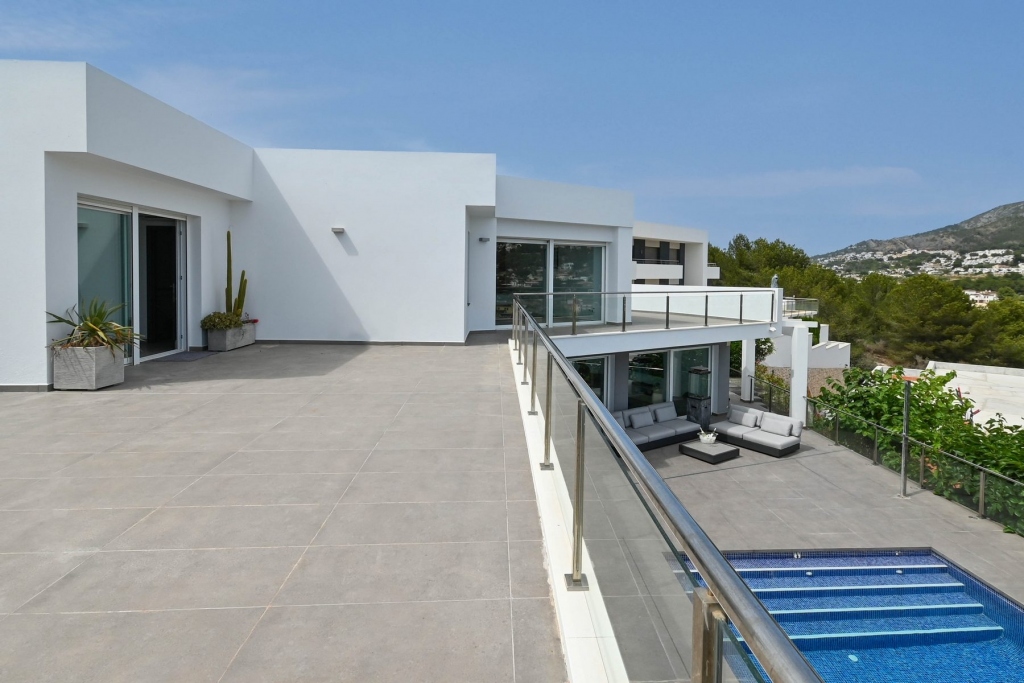 5 bed villa in Moraira