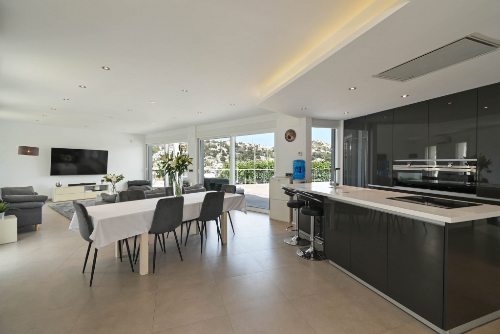 5 bed villa in Moraira