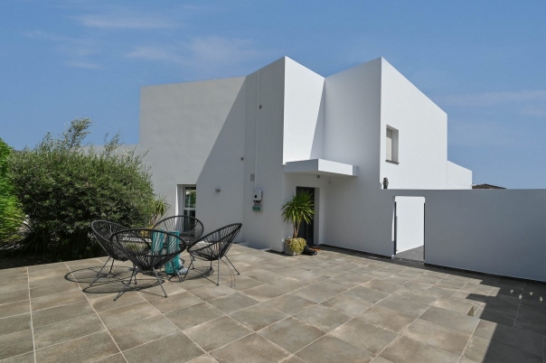 5 bed villa in Moraira