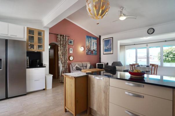 2 bed villas in Moraira