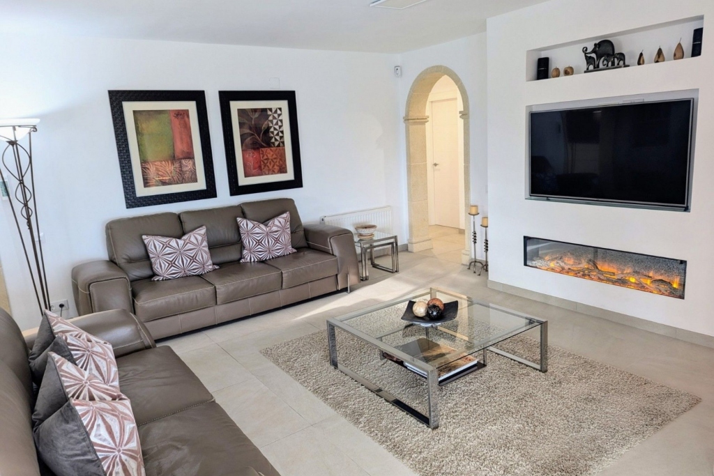 5 bed casa / chalet in Moraira