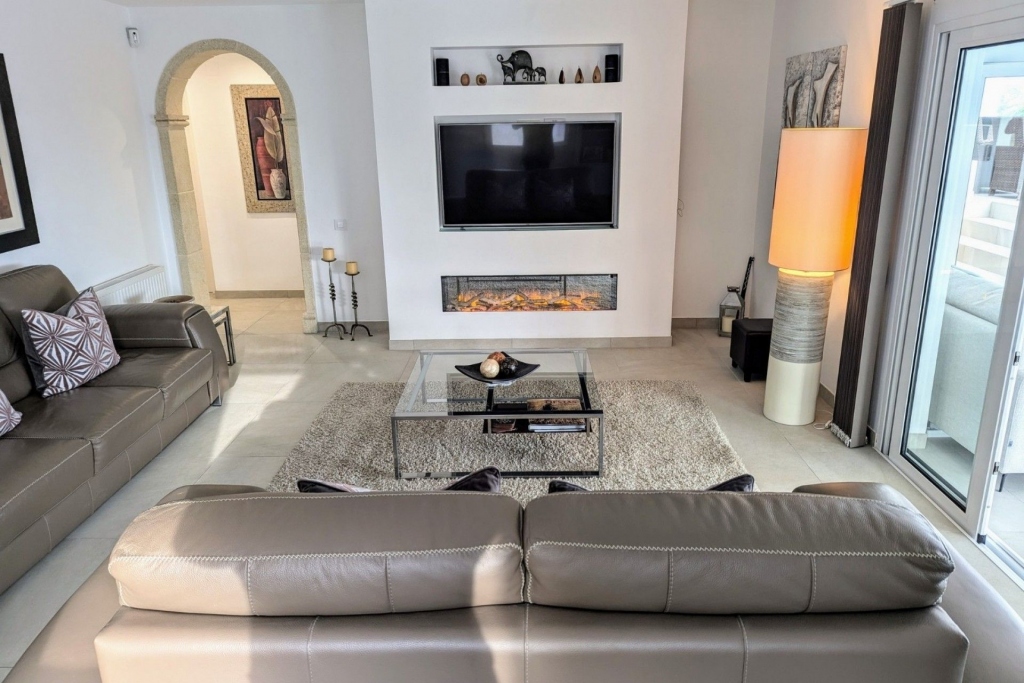 5 bed casa / chalet in Moraira