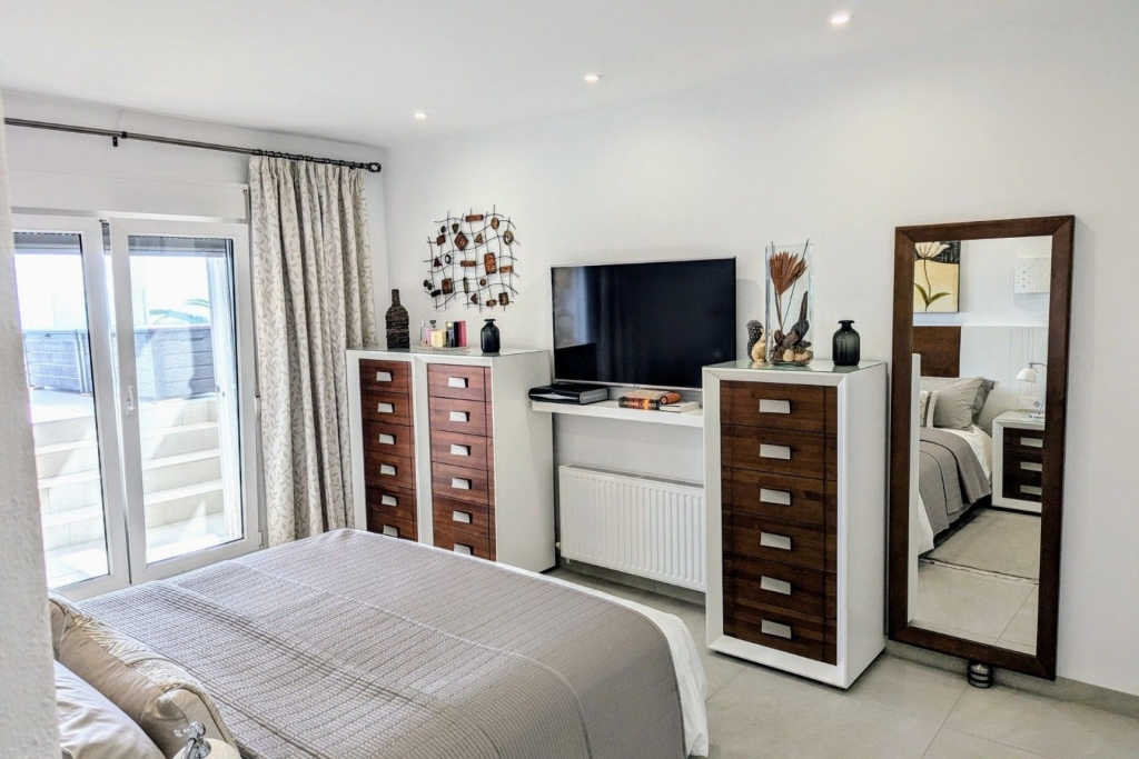 5 bed casa / chalet in Moraira