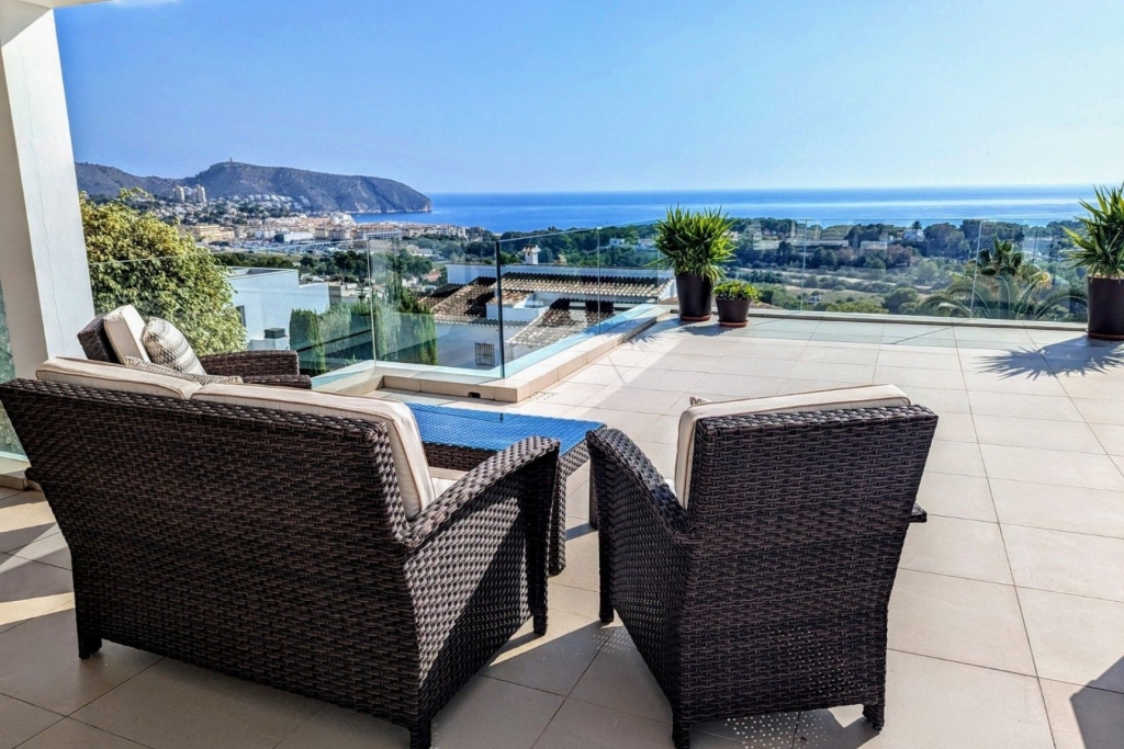 5 bed casa / chalet in Moraira