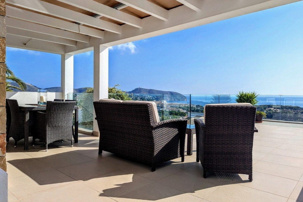 5 bed casa / chalet in Moraira
