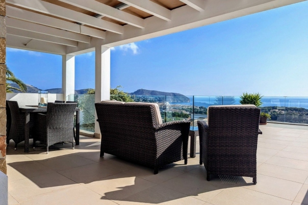 5 bed casa / chalet in Moraira