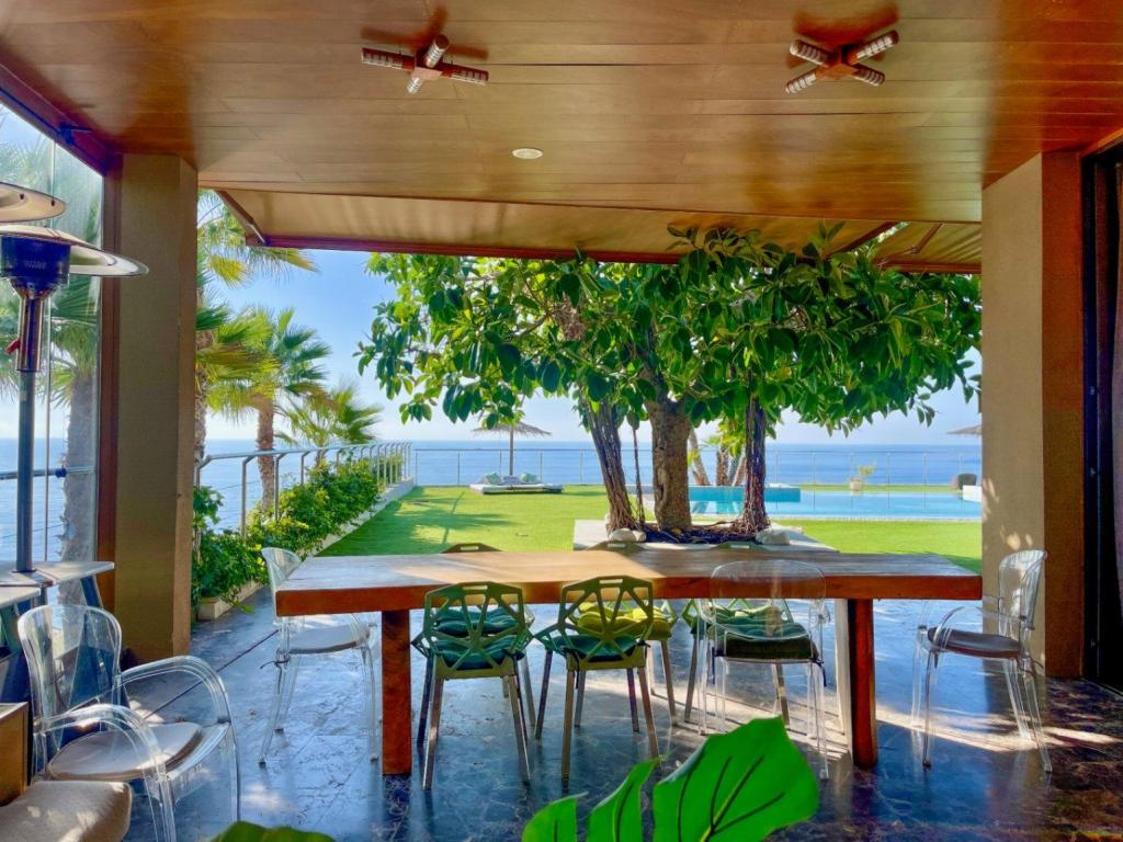 6 bed villa in El Campello