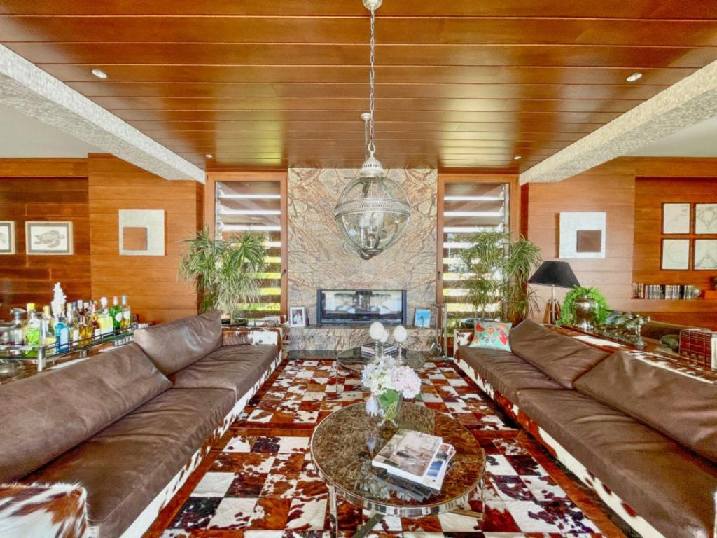 6 bed villa in El Campello