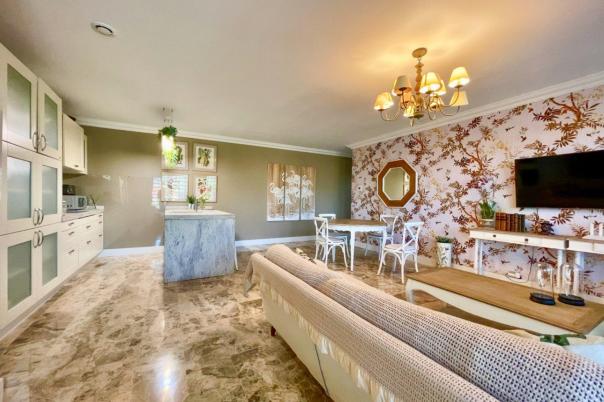 6 bed villa in El Campello