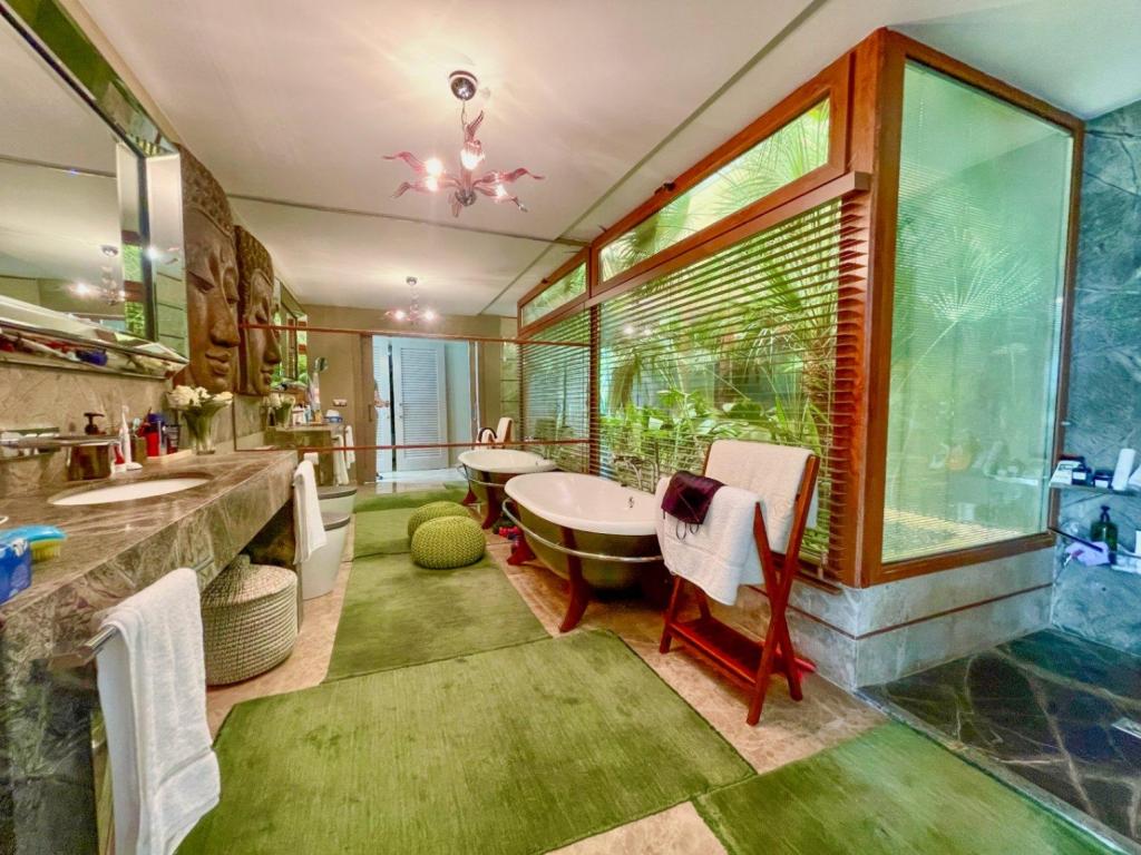 6 bed villa in El Campello