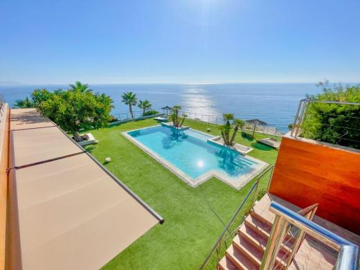 6 bed villa in El Campello