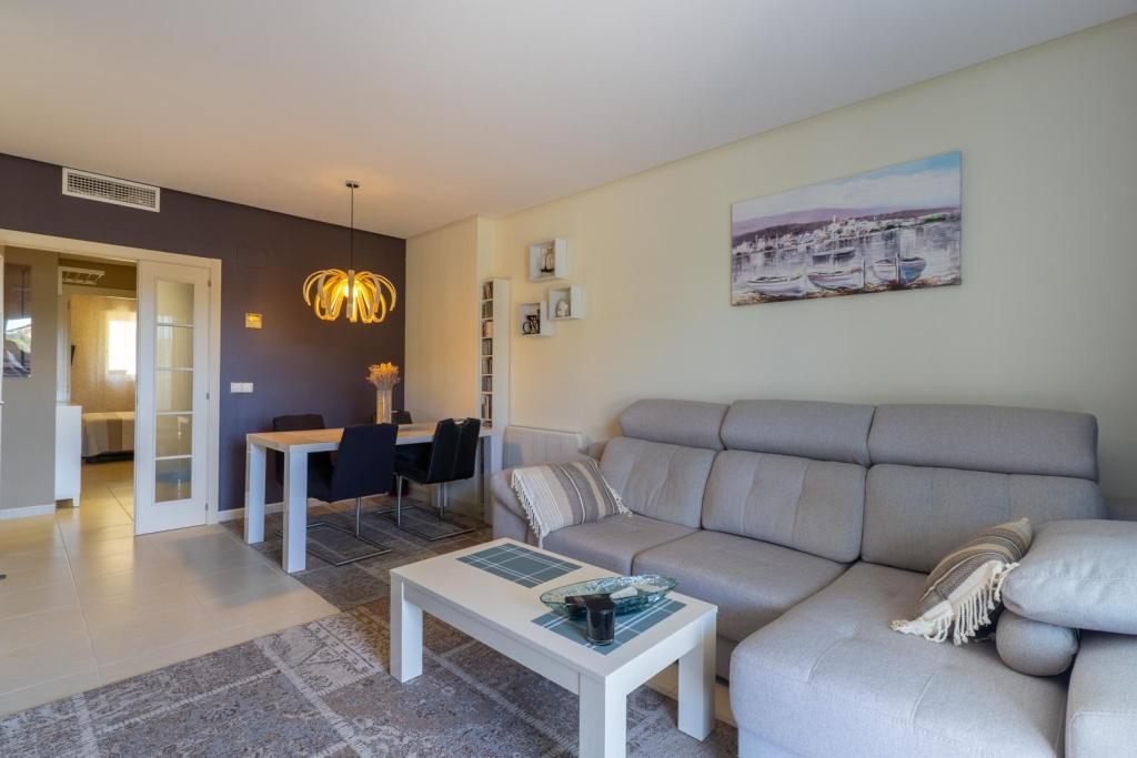 2 bed apartment in Altea