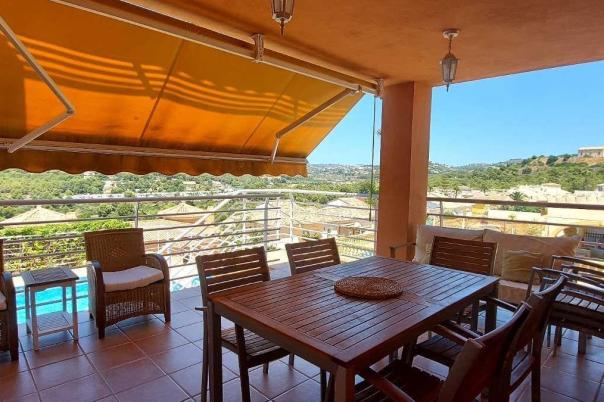 4 bed bungalow in Calpe